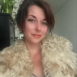 Meet your Posher, Amber